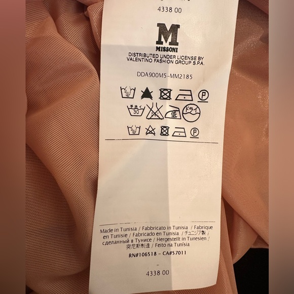 M Missoni gold lined knit pointelle cold shoulder top with lurex Size US 2 - Picture 8 of 10